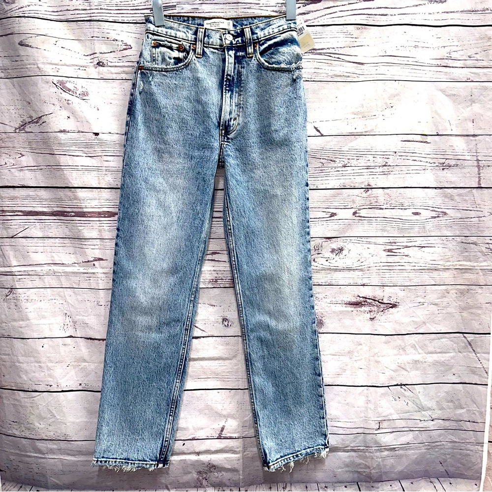 Abercrombie & Fitch Acid Wash The 90's Straight Ultra High Rise Denim Jeans